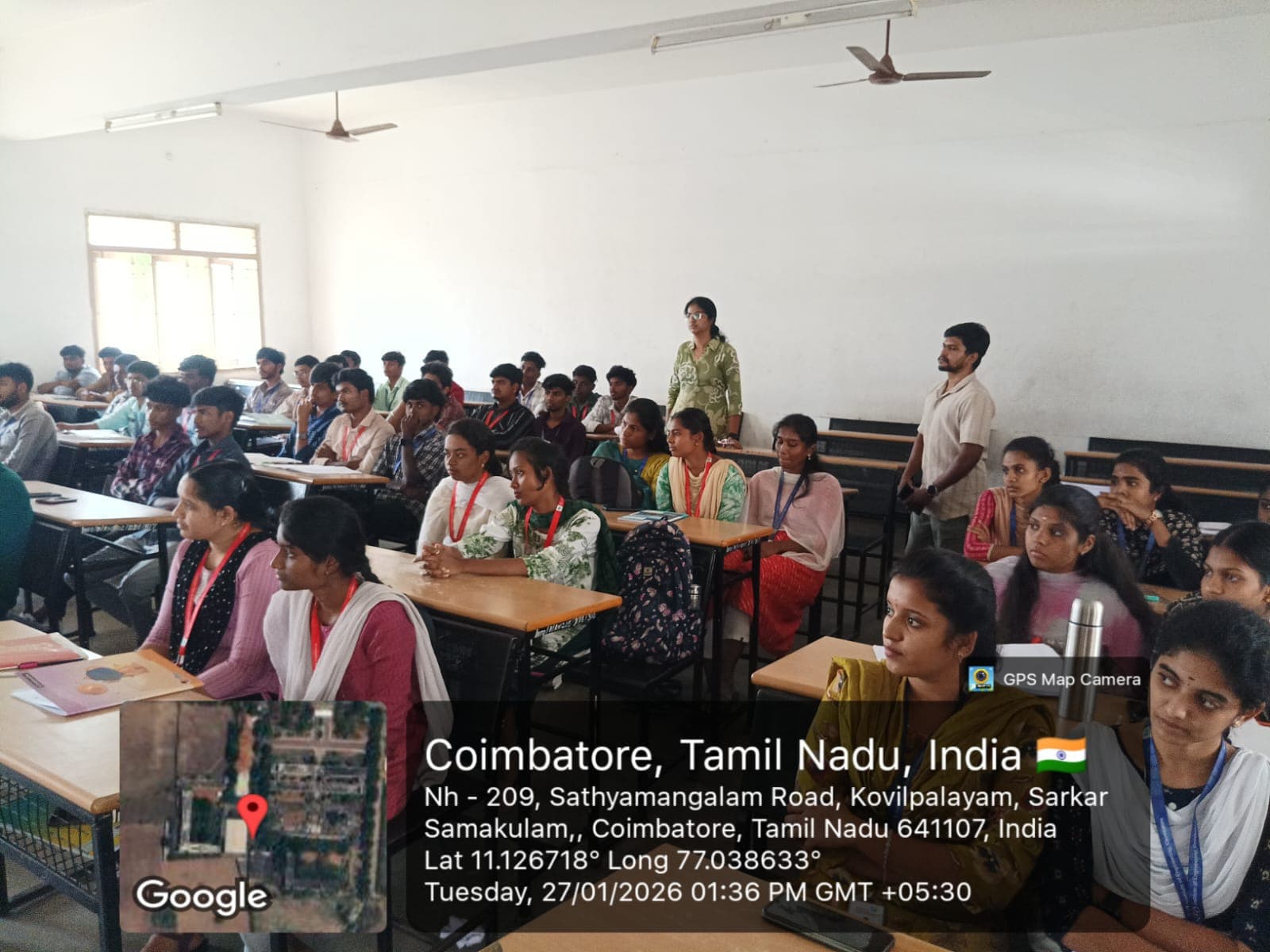 INFOMEISTER students attending a classroom session